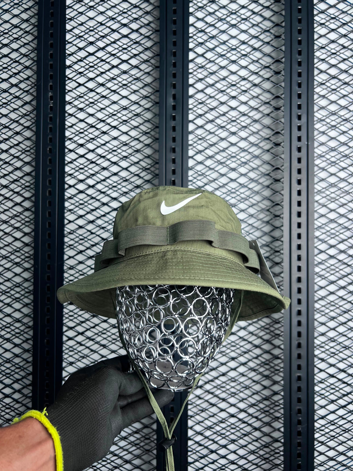 NIKE APEX DRI-FIT BUCKET HAT