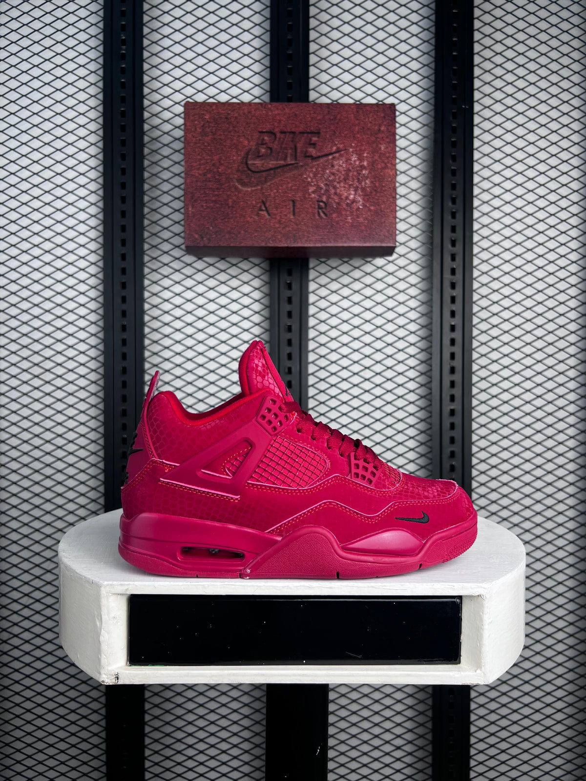 AIR JORDAN 4 RETRO "BRICK BY BRICK"