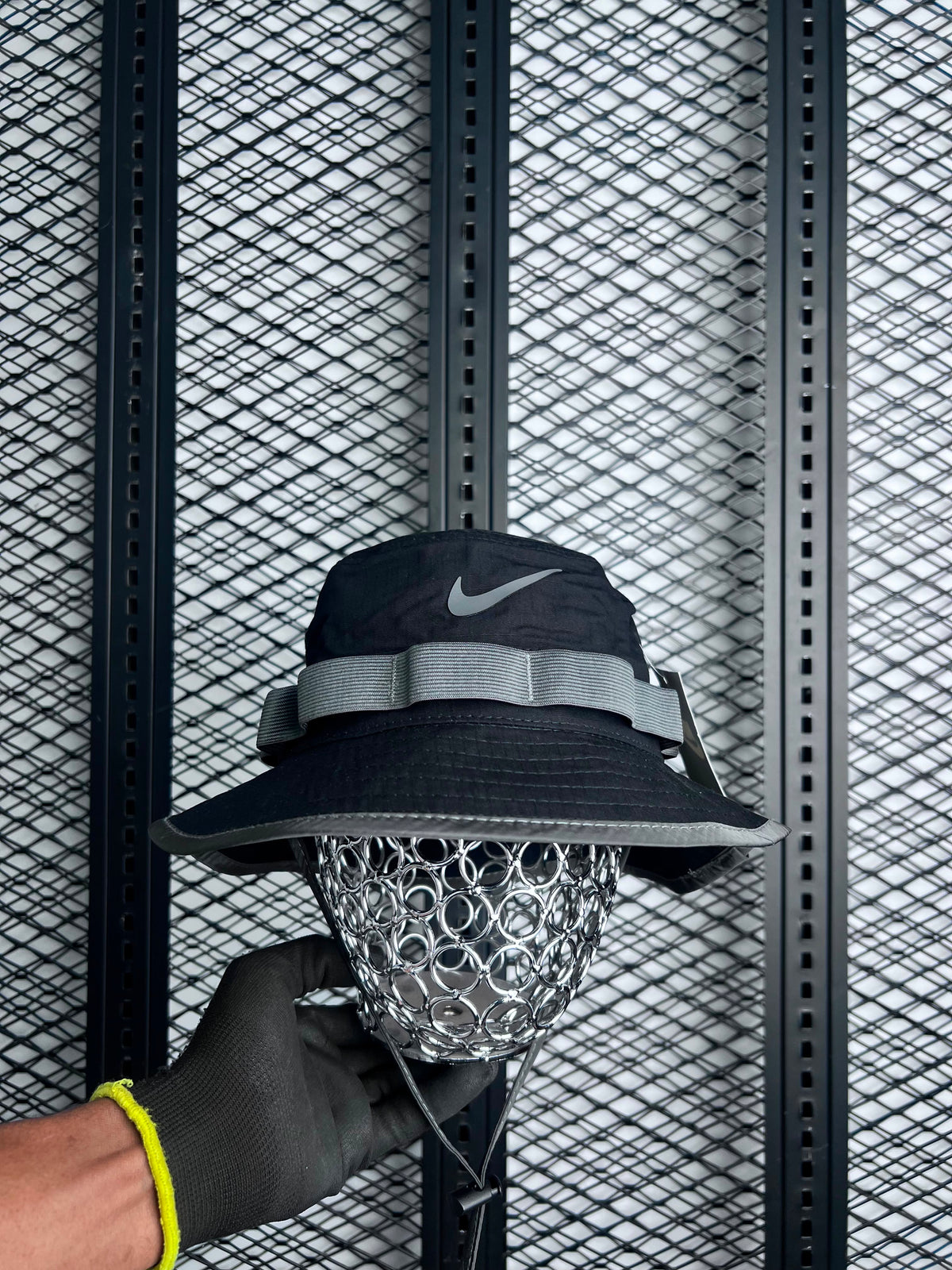 NIKE APEX DRI-FIT BUCKET HAT